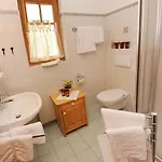 Appartement Ruhige In Mit Garten By Interhome